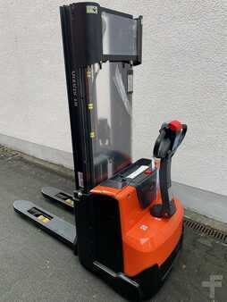 Pinontavaunu 2025  Toyota SWE120 (2)