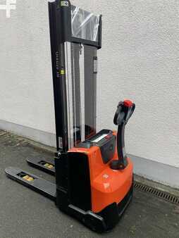 Pinontavaunu 2025  Toyota SWE120 (1)