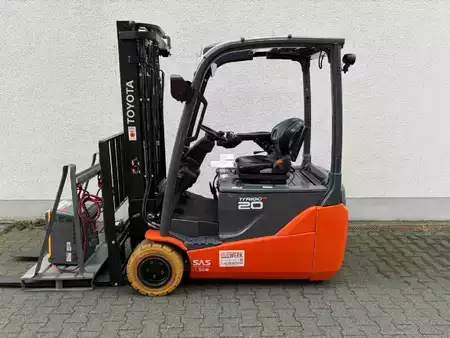 Elektro 3 Rad 2024  Toyota Traigo48 8FBE20T (1)
