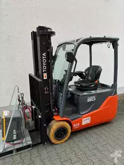 Elektro 3 Rad 2024  Toyota Traigo48 8FBE20T (2)