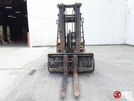 Chariots élévateurs diesel 2006  CAT Lift Trucks DP 35 N (2)