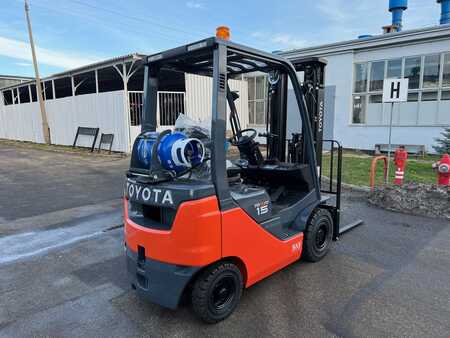 LPG Forklifts 2022  Toyota 02-8FGF15 (4) 