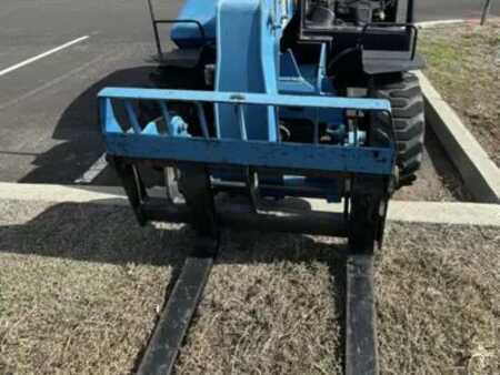Telehandler Fixed  Genie GTH-5519 (3)