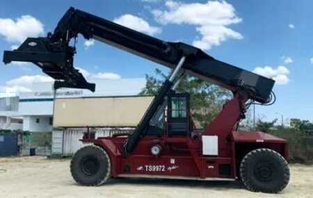 Reachstackers 2010  Taylor TS-9972 (3)