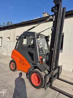 Wózki gazowe 2010  Linde H40T-01 (1)