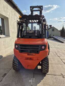 Wózki gazowe 2010  Linde H40T-01 (3)