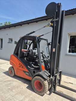 LPG heftrucks 2015 Linde H35T-02 (1)