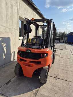 Wózki gazowe 2020  Linde H25T-01/600 (5)