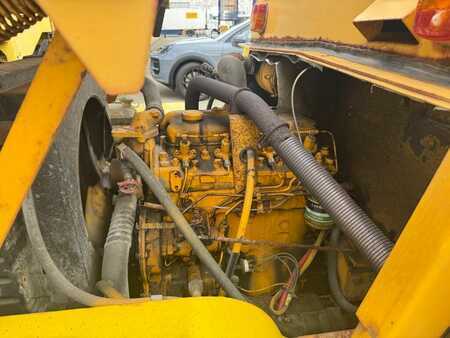 Wózki widłowe diesel - CAT Lift Trucks V 140 (10)