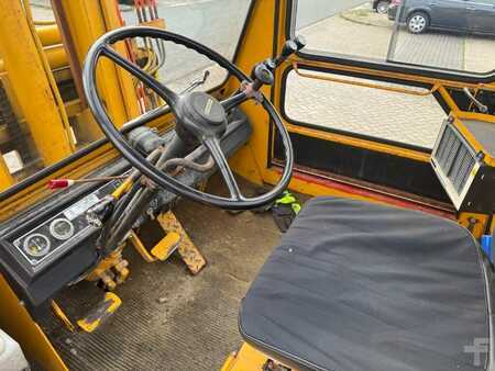 Wózki widłowe diesel - CAT Lift Trucks V 140 (14)