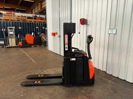 Pallet Stackers 2018  Toyota SWE160L (9) 