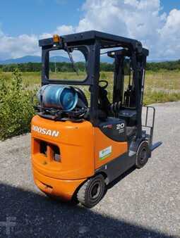 Nestekaasutrukki 2014  Doosan Chariot élévateur G20SC-5 (3)