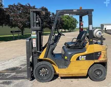 Nestekaasutrukki 2012  CAT Lift Trucks Chariot élévateur 2,5 t CATERPILLAR (2)