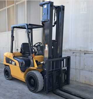 CAT Lift Trucks Non spécifié