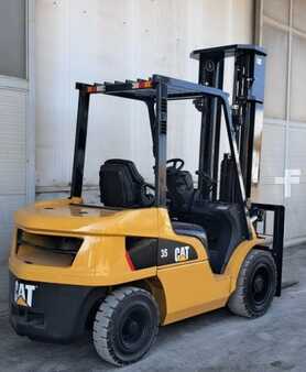 Diesel gaffeltruck 2018  CAT Lift Trucks Non spécifié (3)