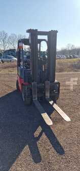 Carretilla elevadora GLP 2018  Manitou MI25 (2)