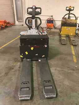 Pallet Stackers 2015  Nissan RPX60B 27X48 (3)