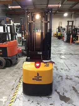 Recogepedido vertical 2019  Big Joe J2-126 (3)