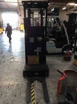 Recogepedido vertical 2019  Big Joe J2-126 (2)