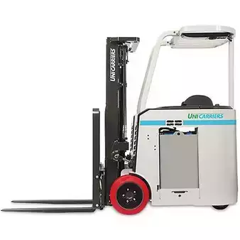 Stand-Up Rider Forklift 2019  Nissan SCX35N (1)