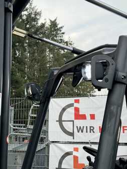 Treibgasstapler 2016  Linde H30T-02 (9)