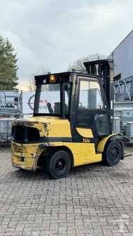 Diesel Forklifts 2012  Yale GDP40VX (1)