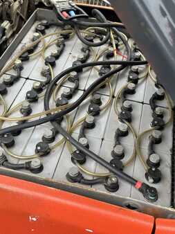 3-wiel elektrische heftrucks 2013  Linde E16-01 (15)