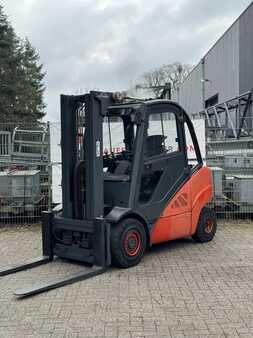 Gas truck 2009  Linde H35T (2)