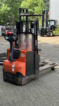 Pallet Stackers 2021  Toyota SWE200D 5x Package! (4)