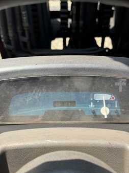 Propane Forklifts 2003  Toyota 02-7FG35 (9)