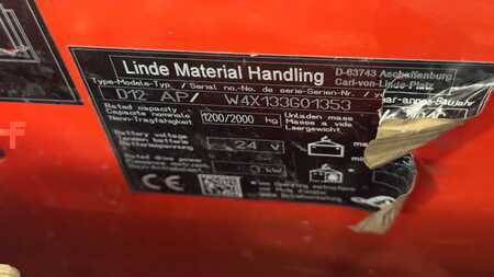 Electric Pallet Jacks 2016  Linde D12AP (15)