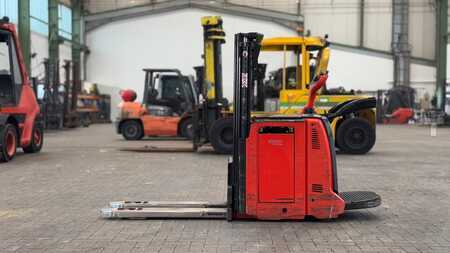 Electric Pallet Jacks 2016  Linde D12AP (1)