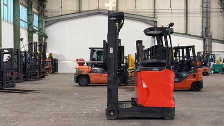 Reach Trucks 2018  Linde R12B-01 (8)