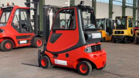 Propane Forklifts 2004  Linde H20T-03 (2)