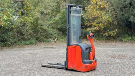 Electric Pallet Jacks - Linde L14 (2)