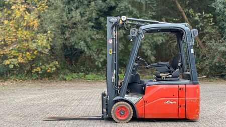 4 Wheels 2013  Linde E16-01 (1)