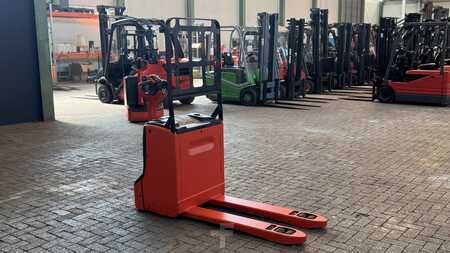 Låglyftare El - Linde T18 (4)