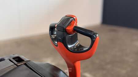 Låglyftare El - Linde T18 (7)