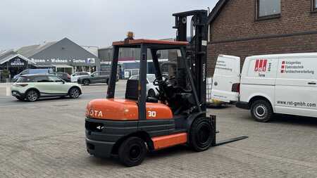 Dieselstapler 1995  Toyota 02-6FDF30 (3)