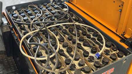 Carrelli elettrici 4 ruote 1995  Still R60-16 (11)