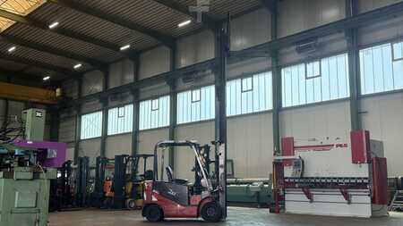 Eléctrico - 4 rodas 2007 HC (Hangcha) CPD25J (3)