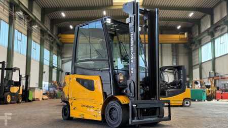 Carrelli elettrici 4 ruote 2014  Jungheinrich EFG425s (3)
