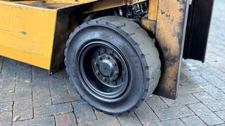 Wózki gazowe 1986  Komatsu FG15-14 (11)
