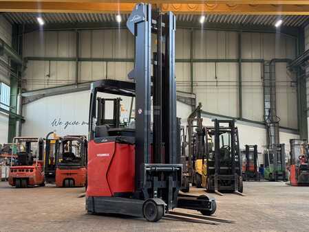 Schubmaststapler 2015  Linde R14-01 (2)