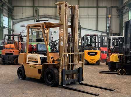 Carrelli elevatori GPL - Komatsu FG20-8 (2)