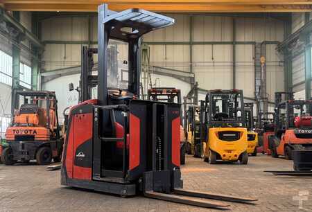 Plocktruckar horizontal 2014  Linde V10 (2)
