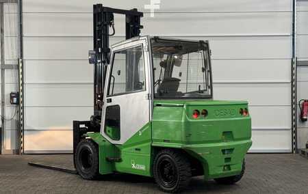 Elektryczne 4-kołowe 2009 Cesab ECO/P70 (1)