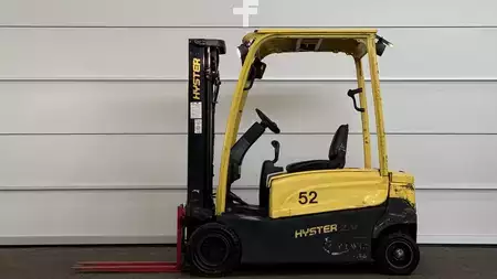 Chariots électriques à 4 roues 2011  Hyster J2.0XN LWB (1)