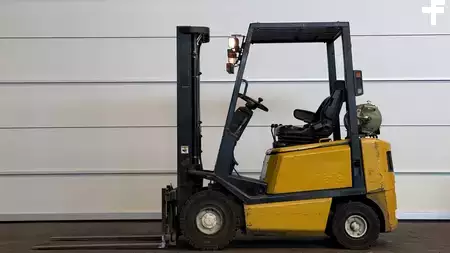 Gasoltruck 2001  Yale TFG16AF (1)