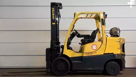 Chariots élévateurs GPL 2014  Hyster S7.0FT (1)